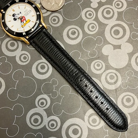 Vintage Disney X Seiko Mickey Mouse Men's / Unisex Watch 7N43-6A99 - Picture 11 of 16